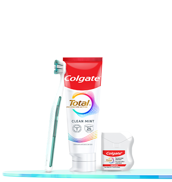 Familia de productos Colgate Total, incluyendo pasta dental, enjuague bucal y cepillo dental, diseñados para combatir las bacterias bucales y ofrecer 24 horas de protección antibacterial. Familia de productos Colgate Total, incluyendo pasta dental, enjuague bucal y cepillo dental, diseñados para combatir las bacterias bucales y ofrecer 24 horas de protección antibacterial.